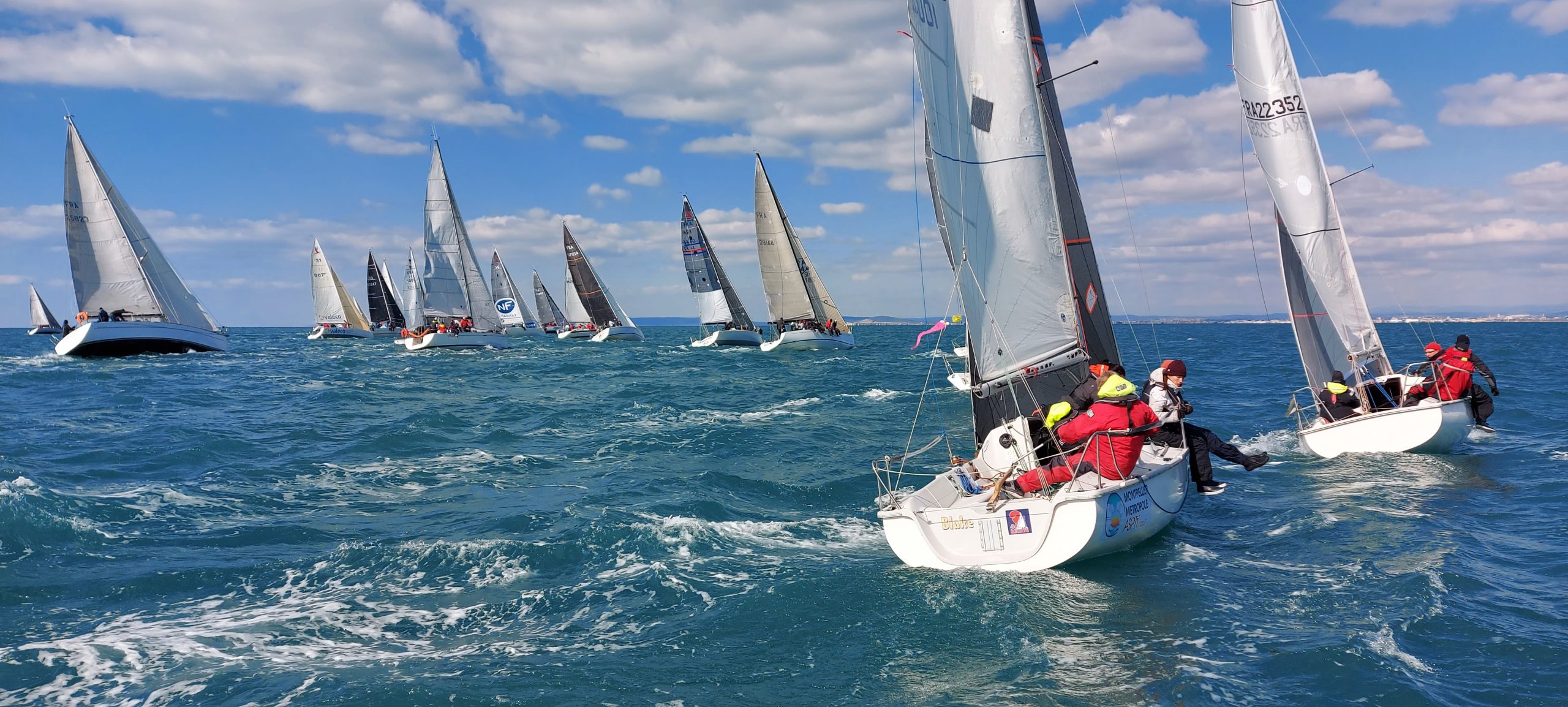 Lire la suite à propos de l’article Le Trophée de la Baie d’Aigues-Mortes remporté par le Cercle Nautique de Palavas